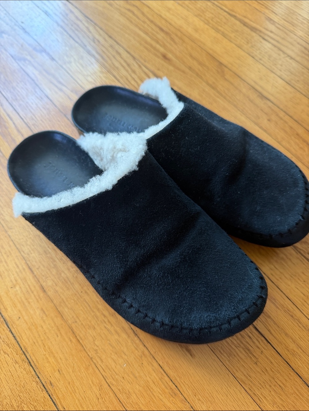 Jenni Kayne Shearling-Lined Black Suede Moc Clogs - Size EU 37 / US 7 - Picture 4 of 11